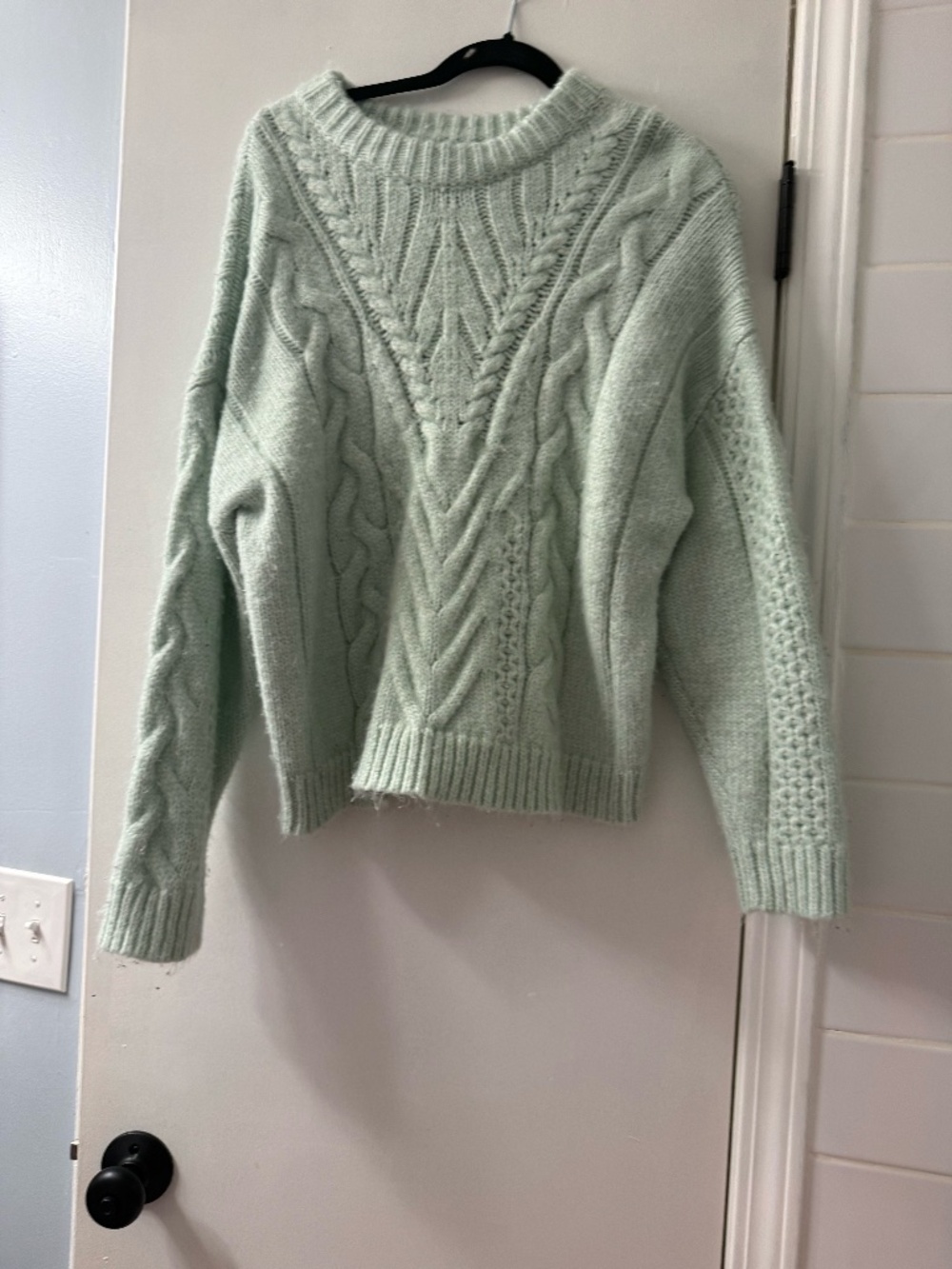 A New Day Sage Green Cable Knit Crew Neck Sweater – Size Large